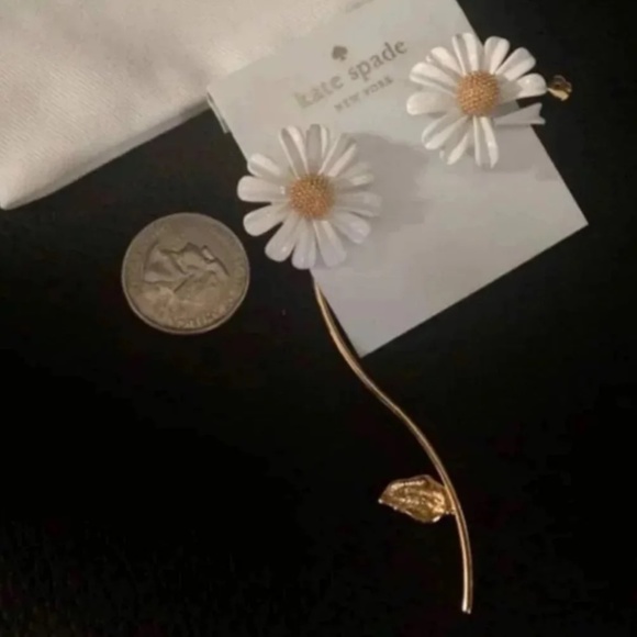Kate spade asymmetric bloom earrings - Picture 2 of 5